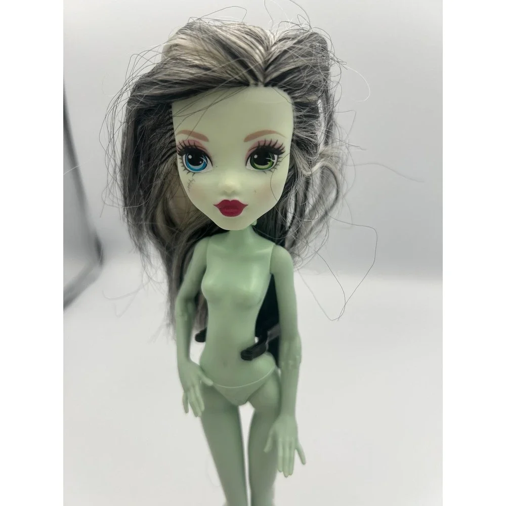 Monster High Frankie Stein 13 Wishes Haunt the Casbah